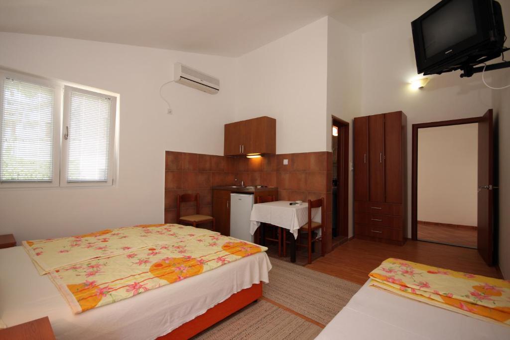 Apartments Raicevic Budva Quarto foto