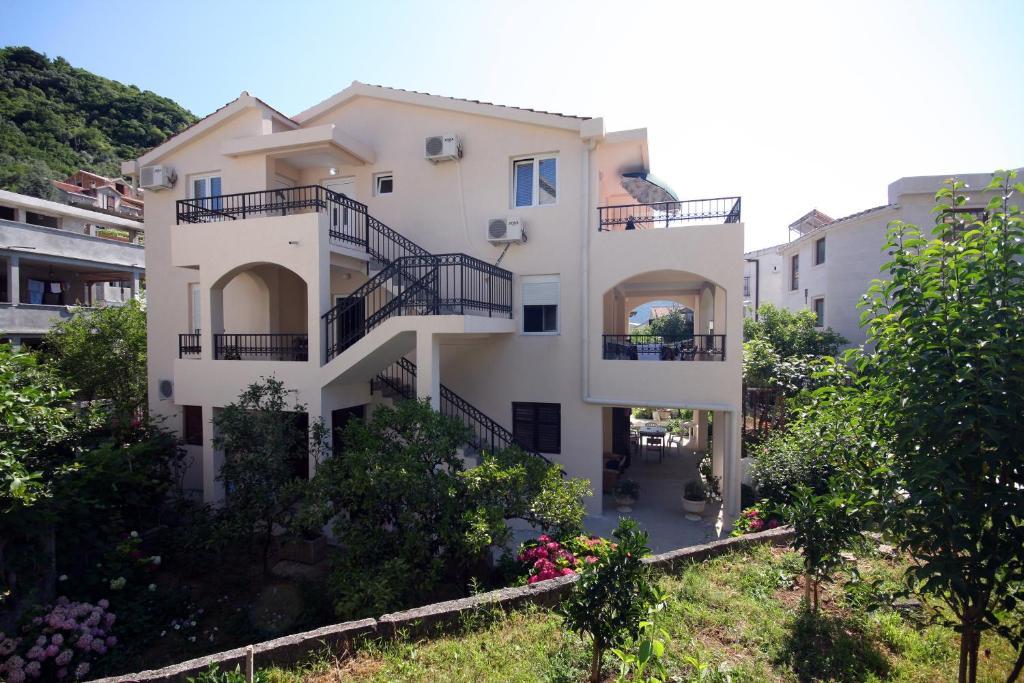 Apartments Raicevic Budva Quarto foto